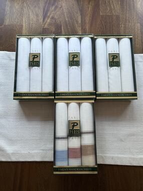 Vintage 1970s Paris Classic Mens Handkerchiefs 12 NOS Ivory / Striped Boxed Q26